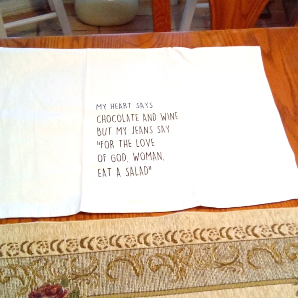 ❤️ NIP Eat A Salad Dish Towel
